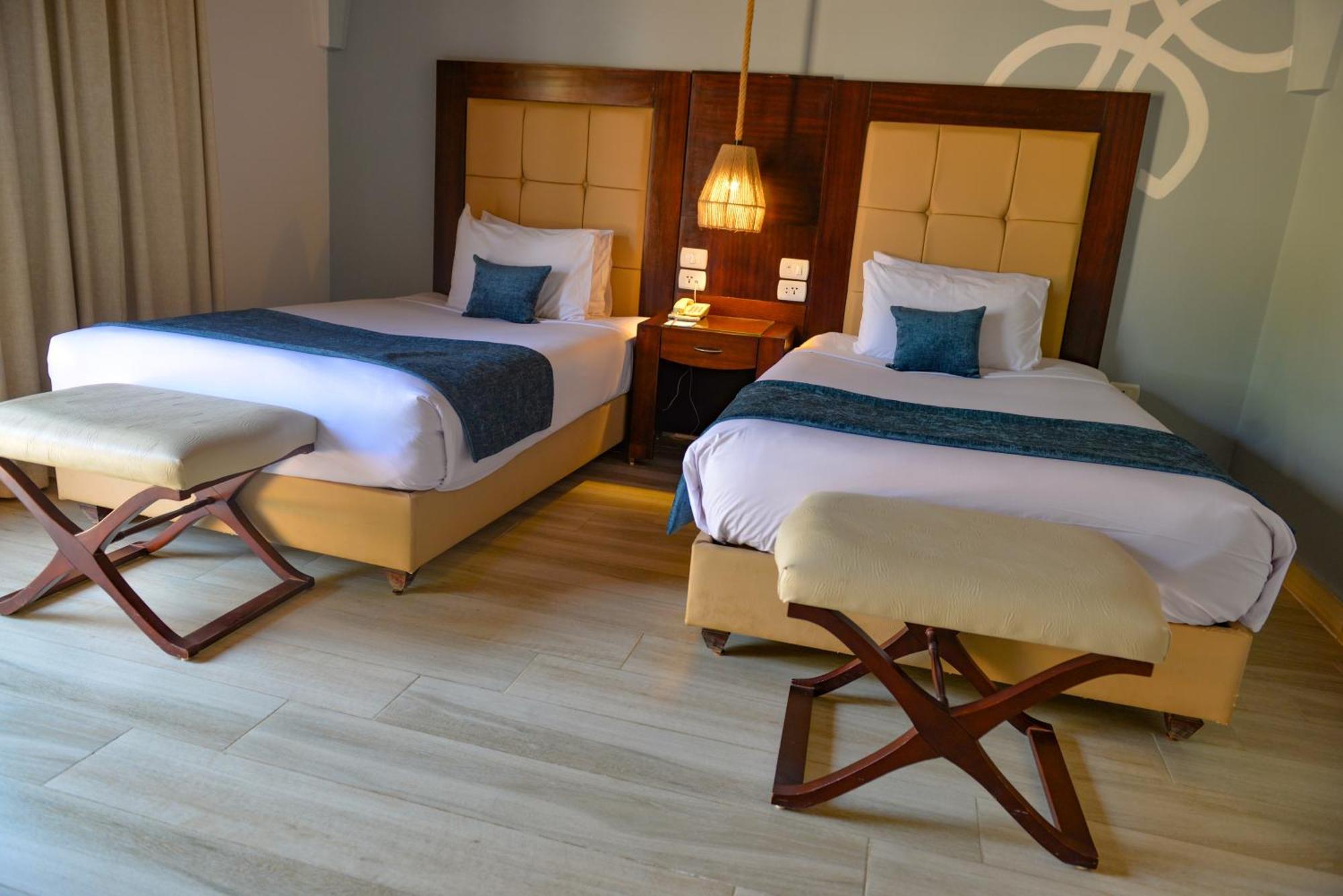 Sentido Akassia Beach El Qoseir Esterno foto
