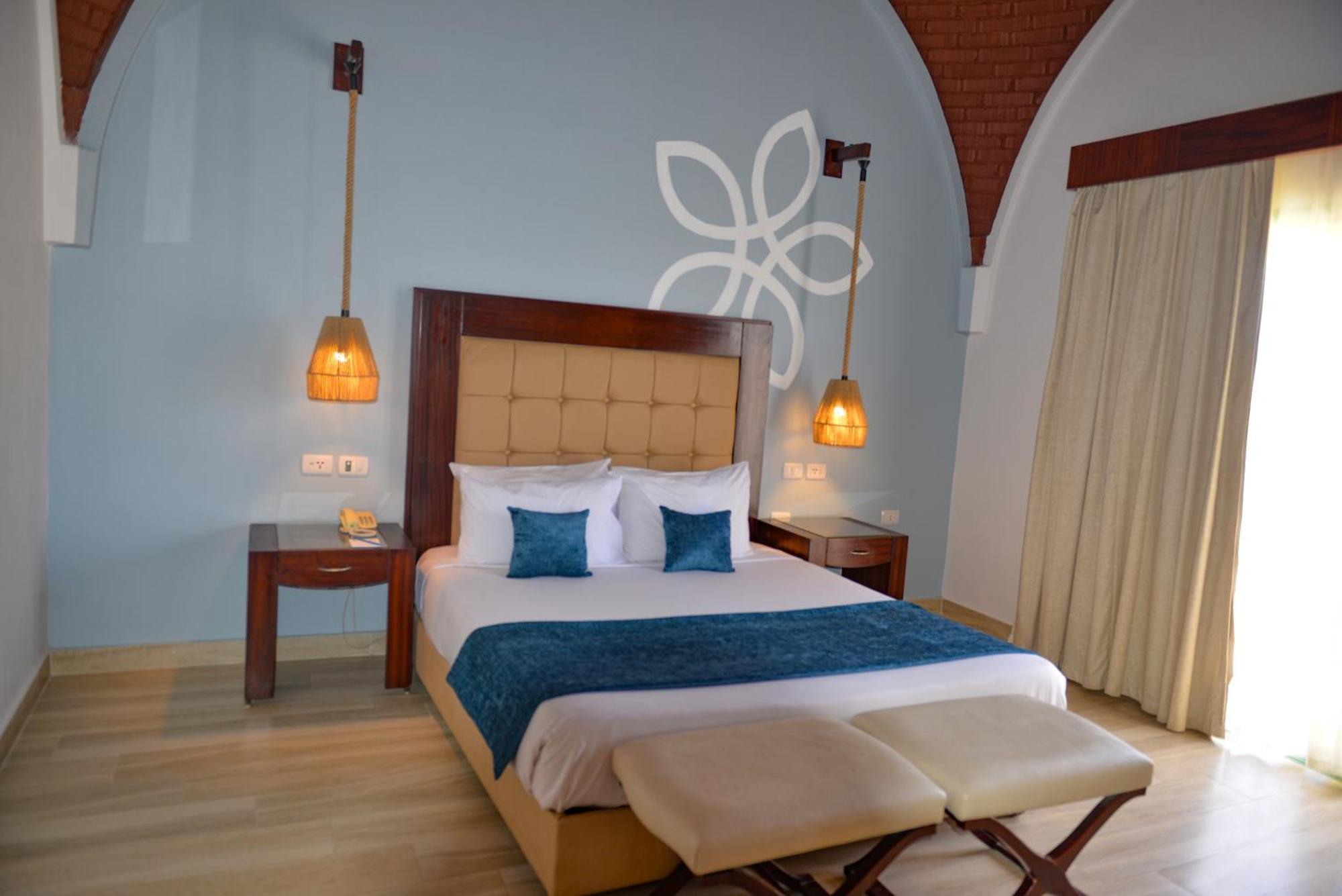 Sentido Akassia Beach El Qoseir Esterno foto